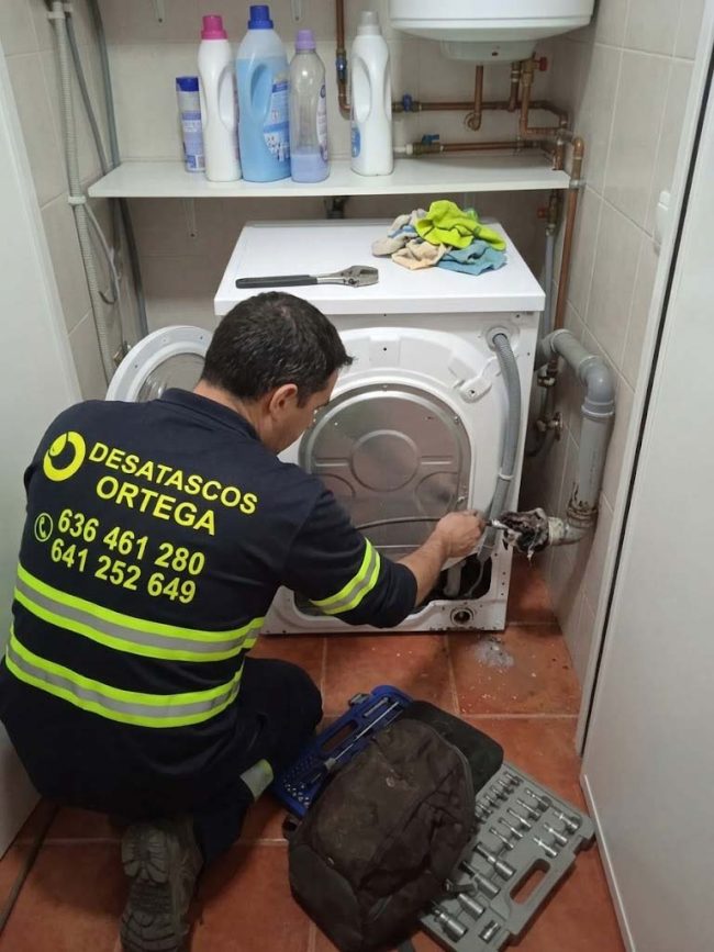 Atasco del desagüe de la lavadora - sevilladesatascos.es